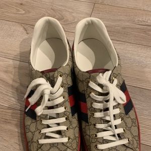 Authentic Gucci GG shoes